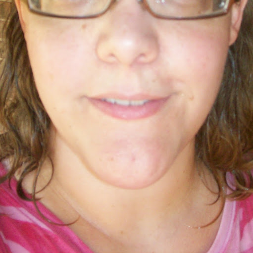 Julie Cline Photo 40