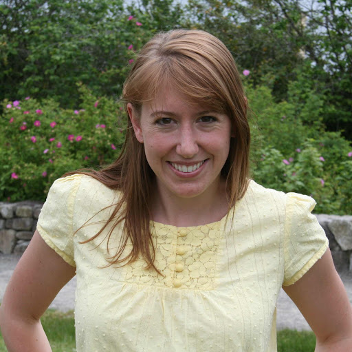 Heather Hakes Photo 22