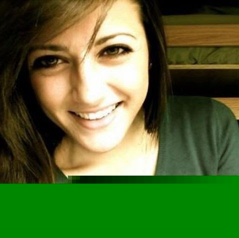 Caroline Simm Photo 4