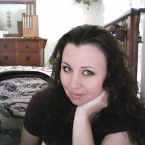 Angela Arnold Photo 43