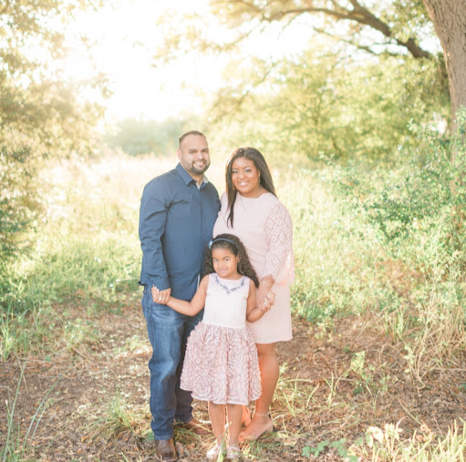 Heather Munoz Photo 17