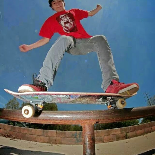 Tyler Ewing Photo 24
