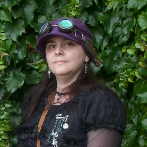 Sarah Morgan Photo 35