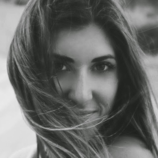 Jessica Farren Photo 2