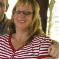 Dee Larsen Photo 7