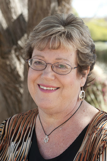 Linda Cook Photo 25
