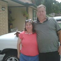 Elizabeth Golding Photo 20