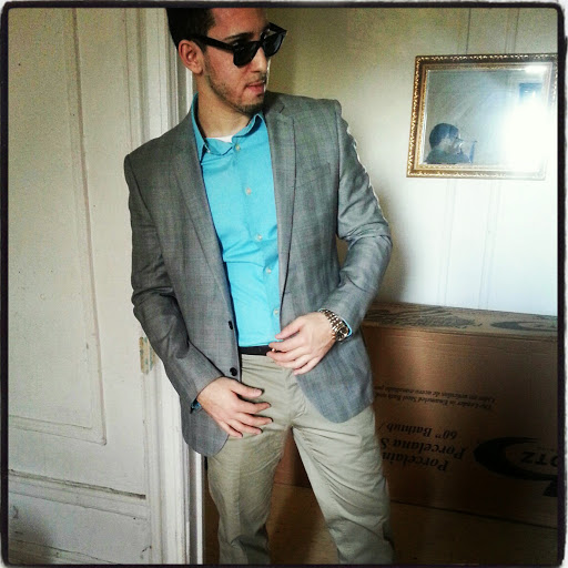Louis Martinez Photo 11
