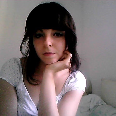 Laurie Berg Photo 28