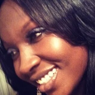 Rosalyn Williams Photo 15