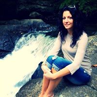 Christina Gilbert Photo 19