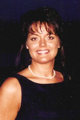 Nina Gibson Photo 9