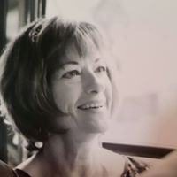 Elizabeth Danyi Photo 3