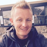 Neil Hall Photo 30