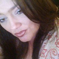 Michelle Meredith Photo 26