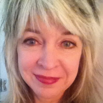 Suzanne Hall Photo 13