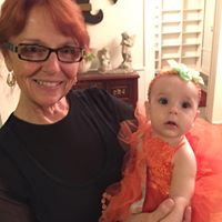 Katherine Farris Photo 23