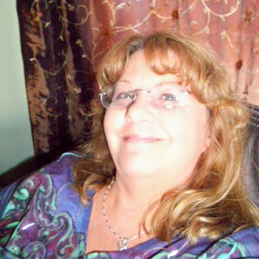 Christina Bell Photo 7