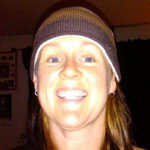 Danielle Holloway Photo 15