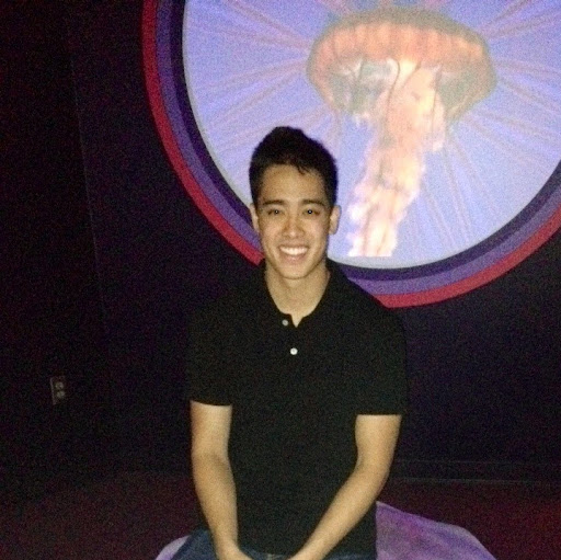 Johnny Hoang Photo 33