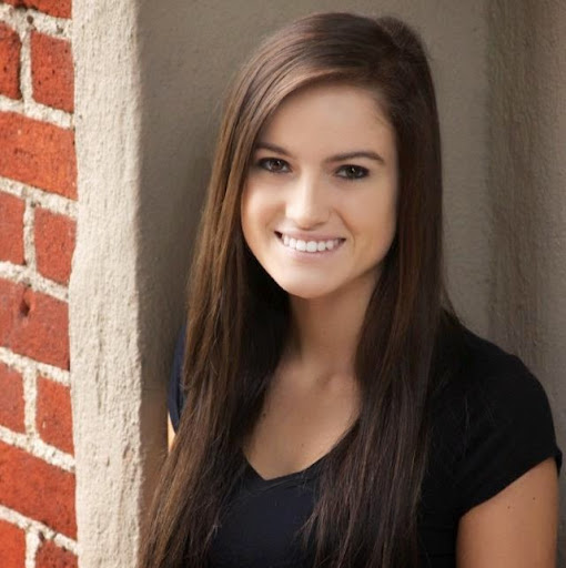 Amanda Gage Photo 4