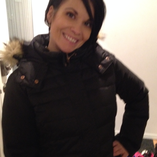 Amy Judson Photo 6