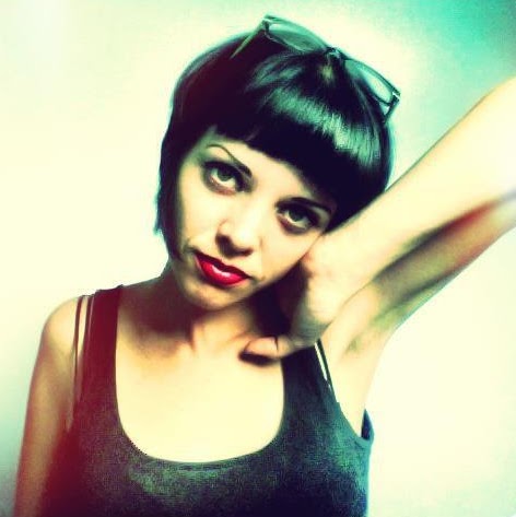 Lisa Cope Photo 17
