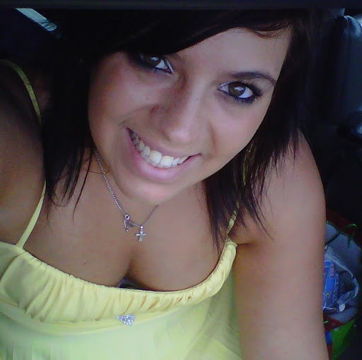 Shelby Starkey Photo 9