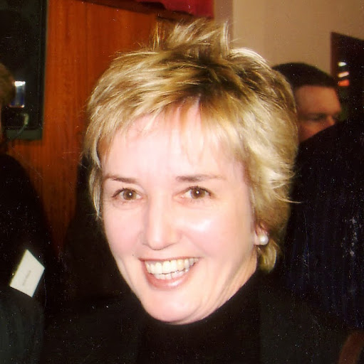 Rae Green Photo 7