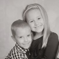 Courtney Powers Photo 9
