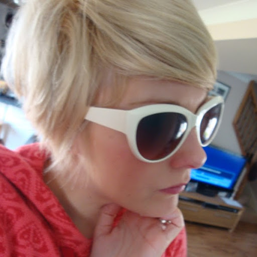 Louise Bishop Photo 12