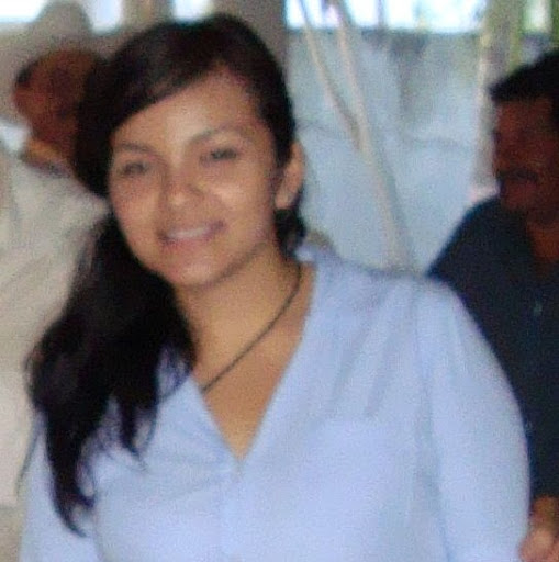 Yvonne Andrade Photo 16