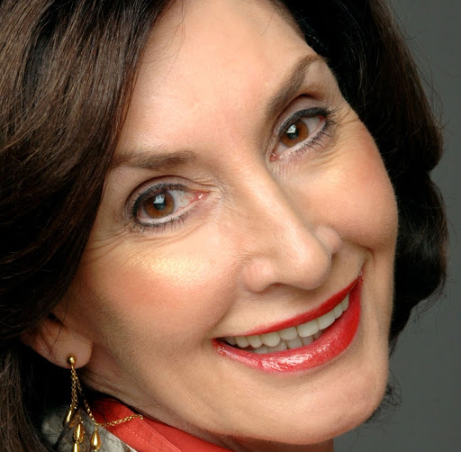 Martha Kennedy Photo 29