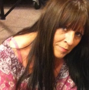 Michele Parker Photo 26