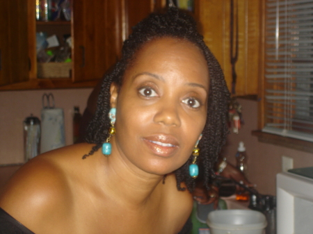 Pamela Willis Photo 35