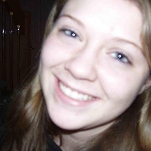 Sara Krueger Photo 9