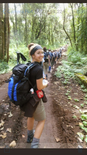 Melissa Hughes Photo 29