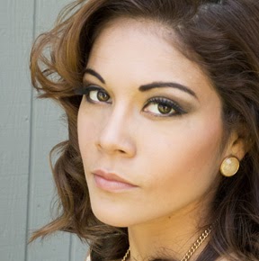 Veronica Aguirre Photo 32