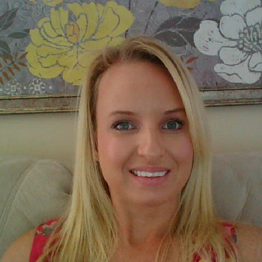 Amanda Hunter Photo 32