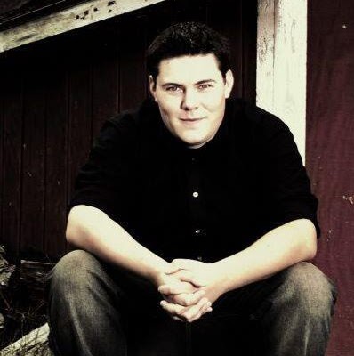 Dustin Robertson Photo 27