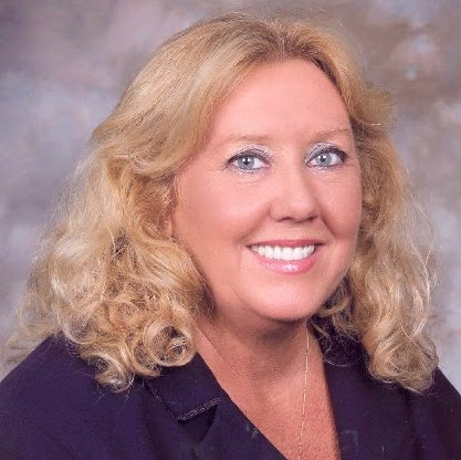Susan Schmitt Photo 18