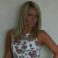 Kimberly Davies Photo 30