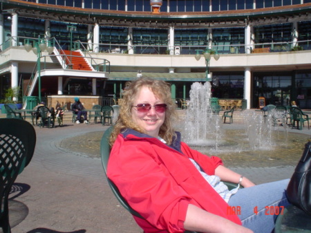 Kelly Knight Photo 27