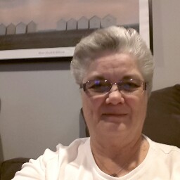 Barbara Petersen Photo 22