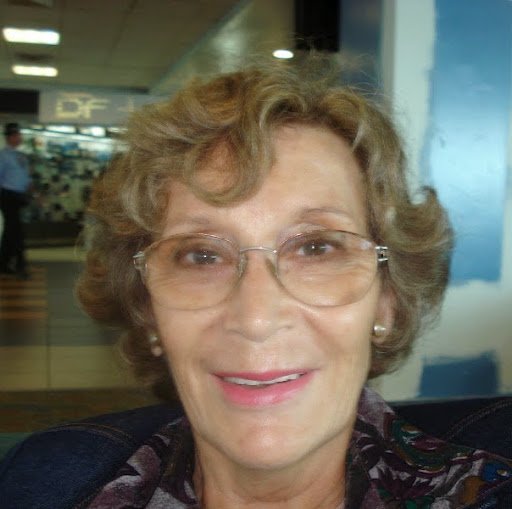 Olga Ruiz Photo 37