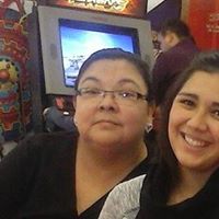 Ana Salinas Photo 15