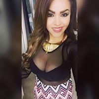 Melanie Paredes Photo 11