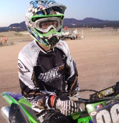 Derek Stephens Photo 30