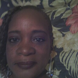 Carolyn Sims Photo 8