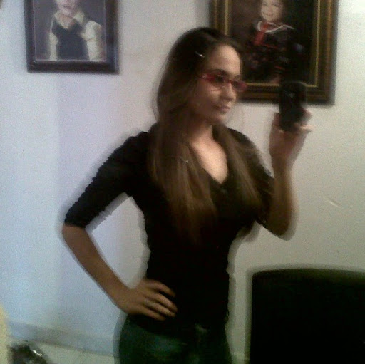 Arlene Pacheco Photo 25